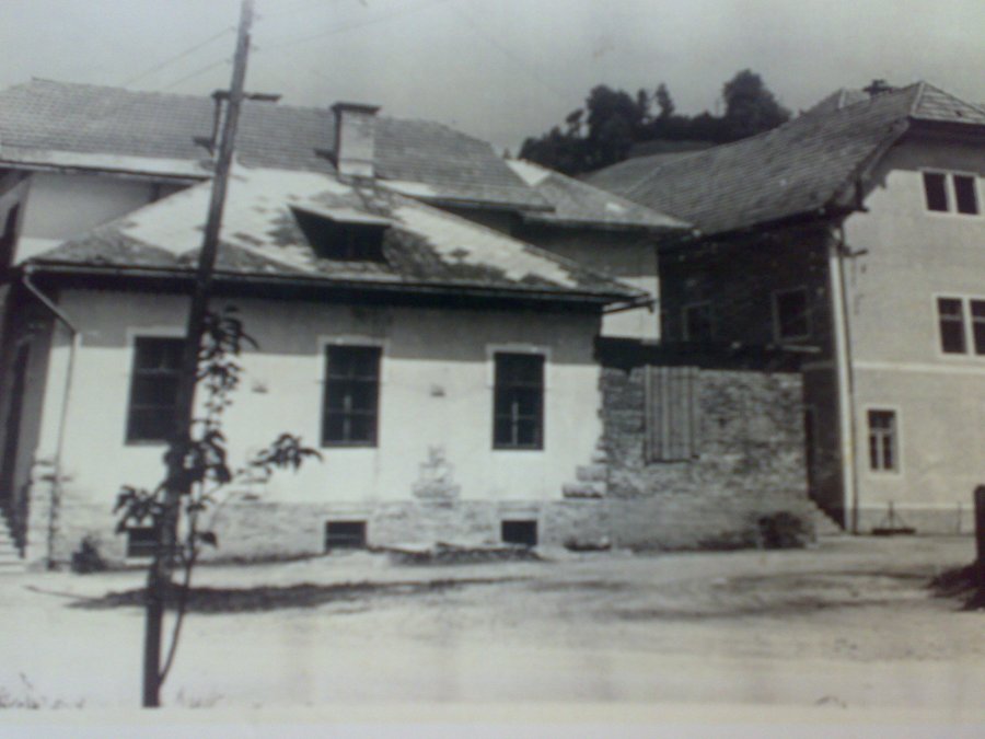 Zgodovina Izlak 5
